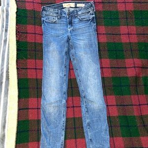 0 regular low rise super skinny jeans /Jeggings from Hollister Co